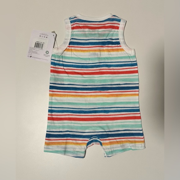 NWT and DEFECT Burt’s Bees Baby 0-3M Watercolor Rainbow Stripe Romper - Picture 2 of 8